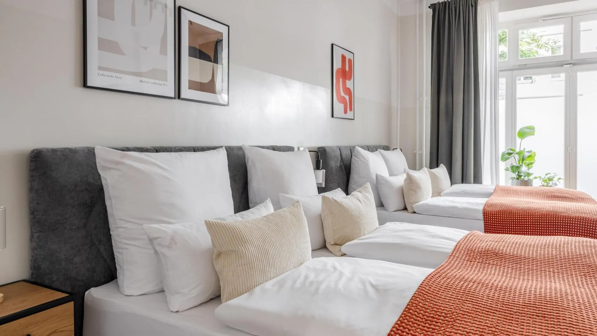 Apartament Oomph Berlin Minimalist & Mighty - 1 Bedroom Hosting Up To 6
