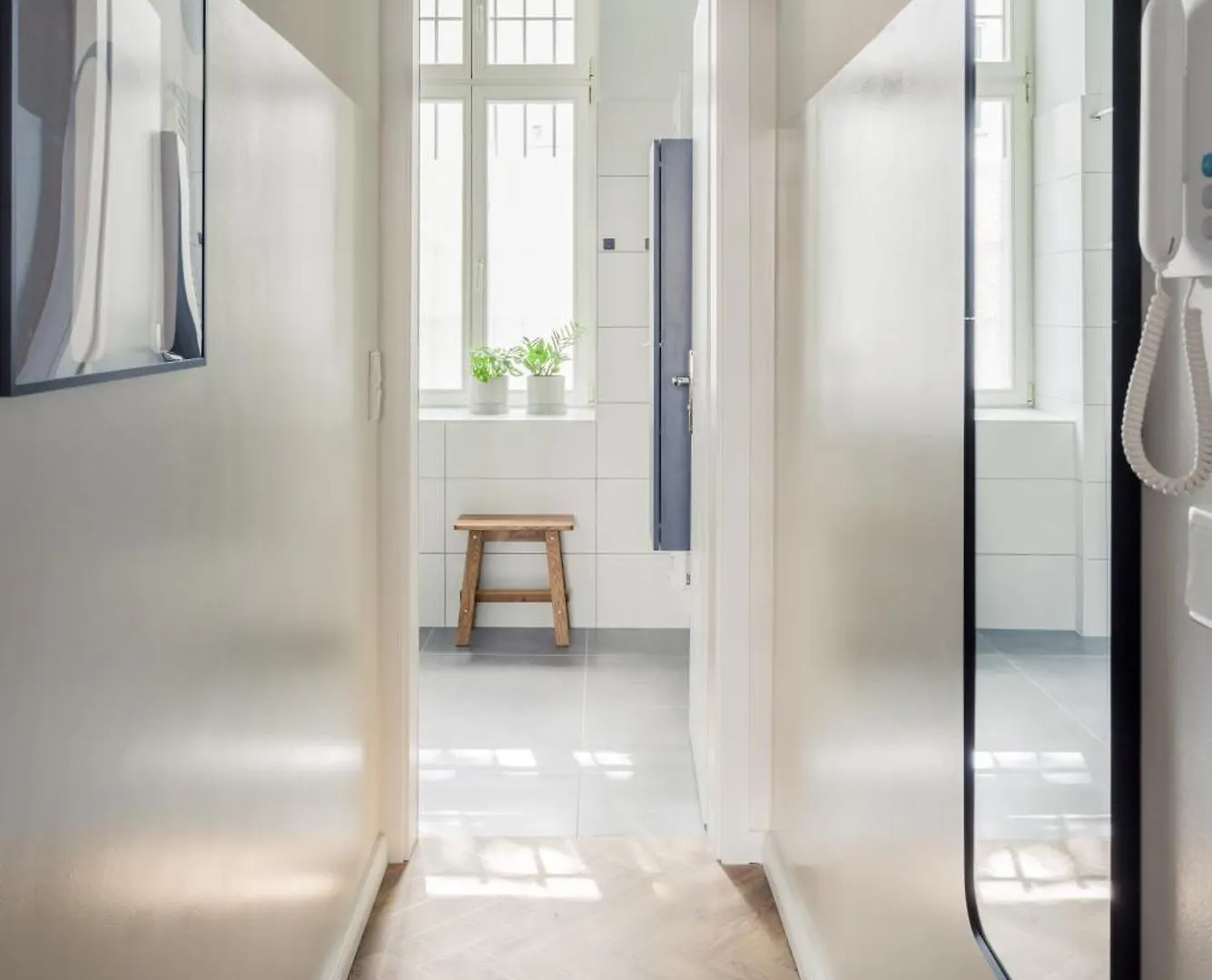 Apartament Oomph Berlin Minimalist & Mighty - 1 Bedroom Hosting Up To 6 Niemcy
